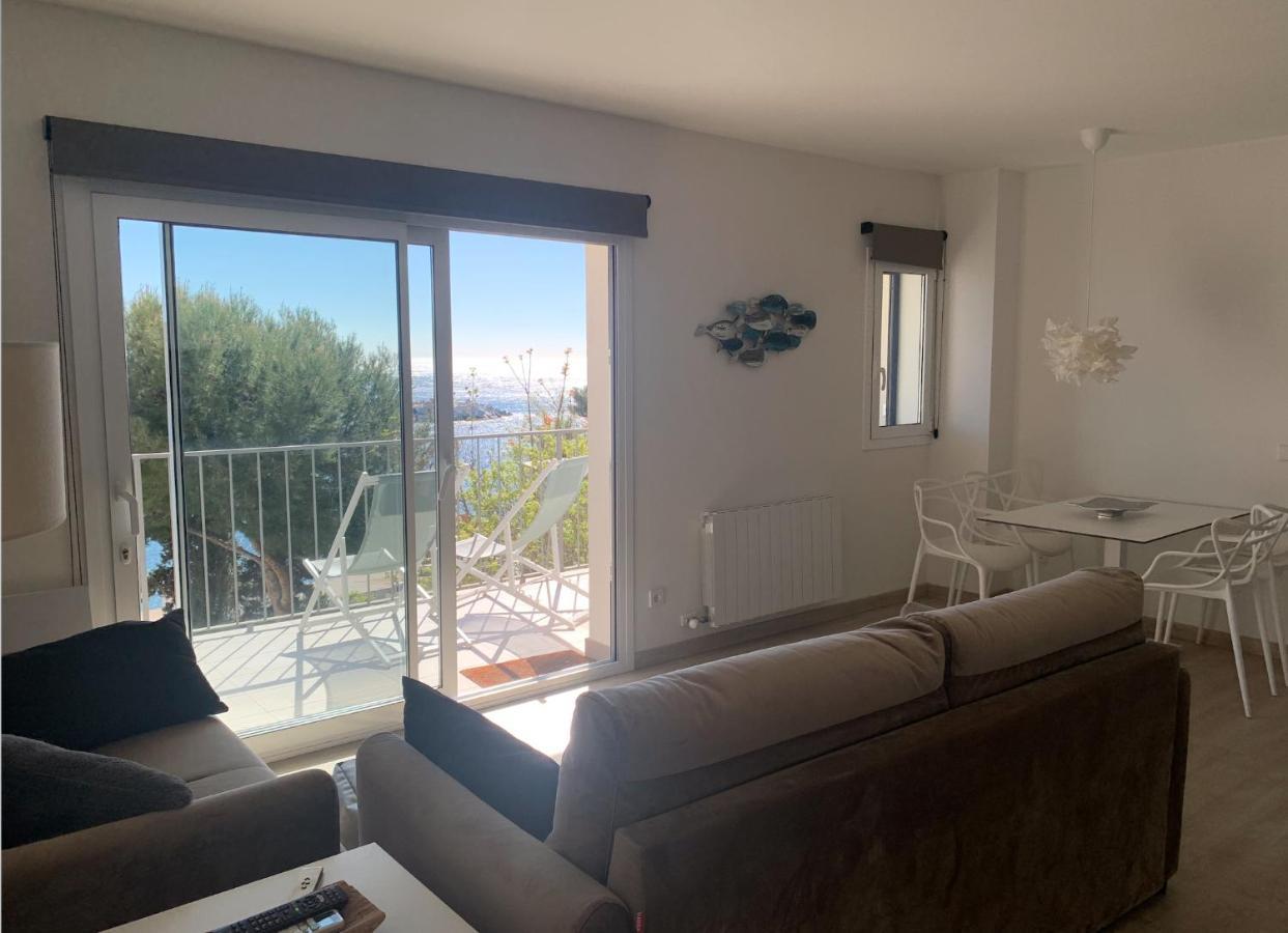 Magnific Apartament A Primera Linia De Mar Sant Feliu de Guíxols Ngoại thất bức ảnh